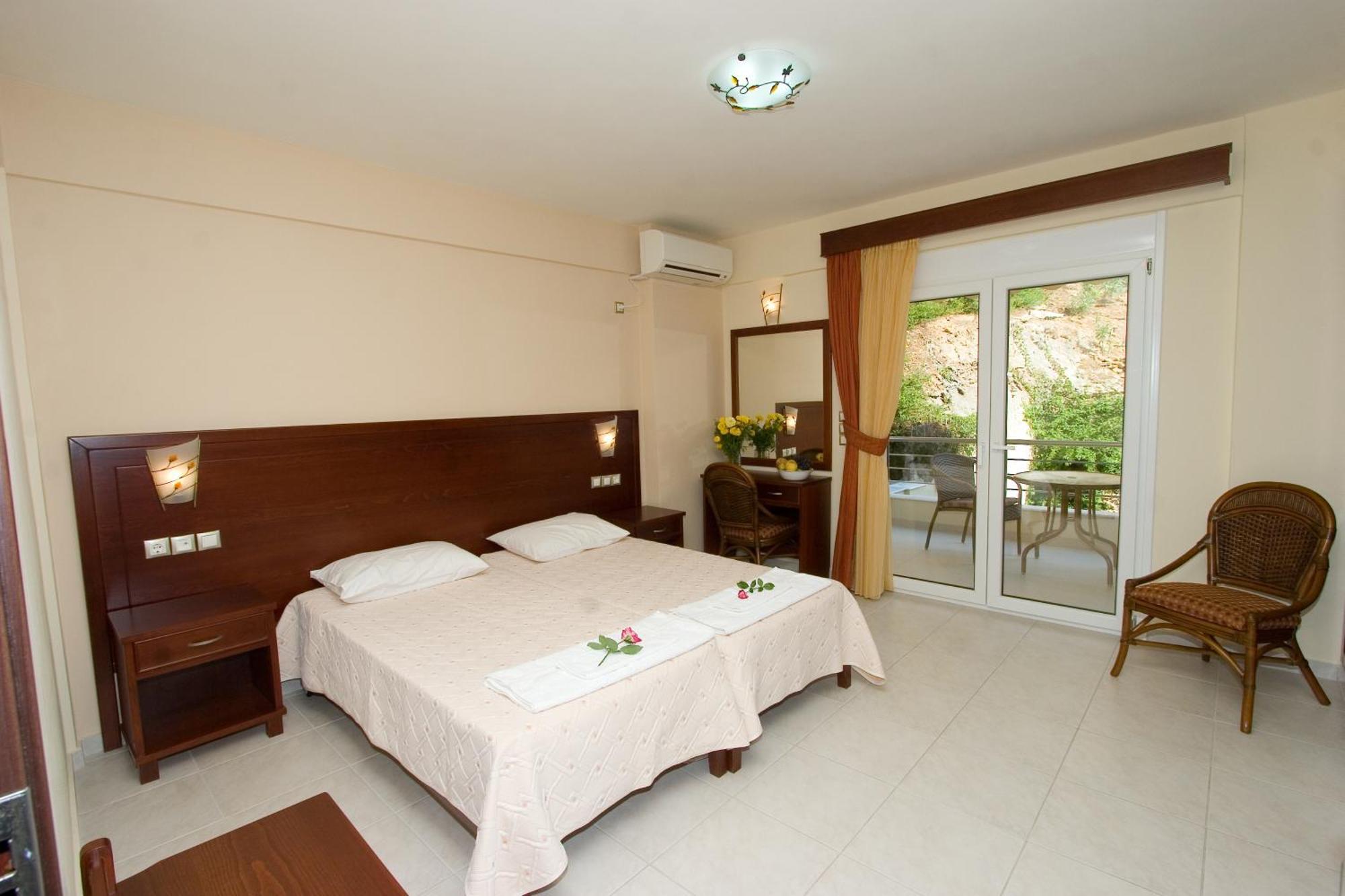 Hotel Viana Лутра-Эдипсу Экстерьер фото