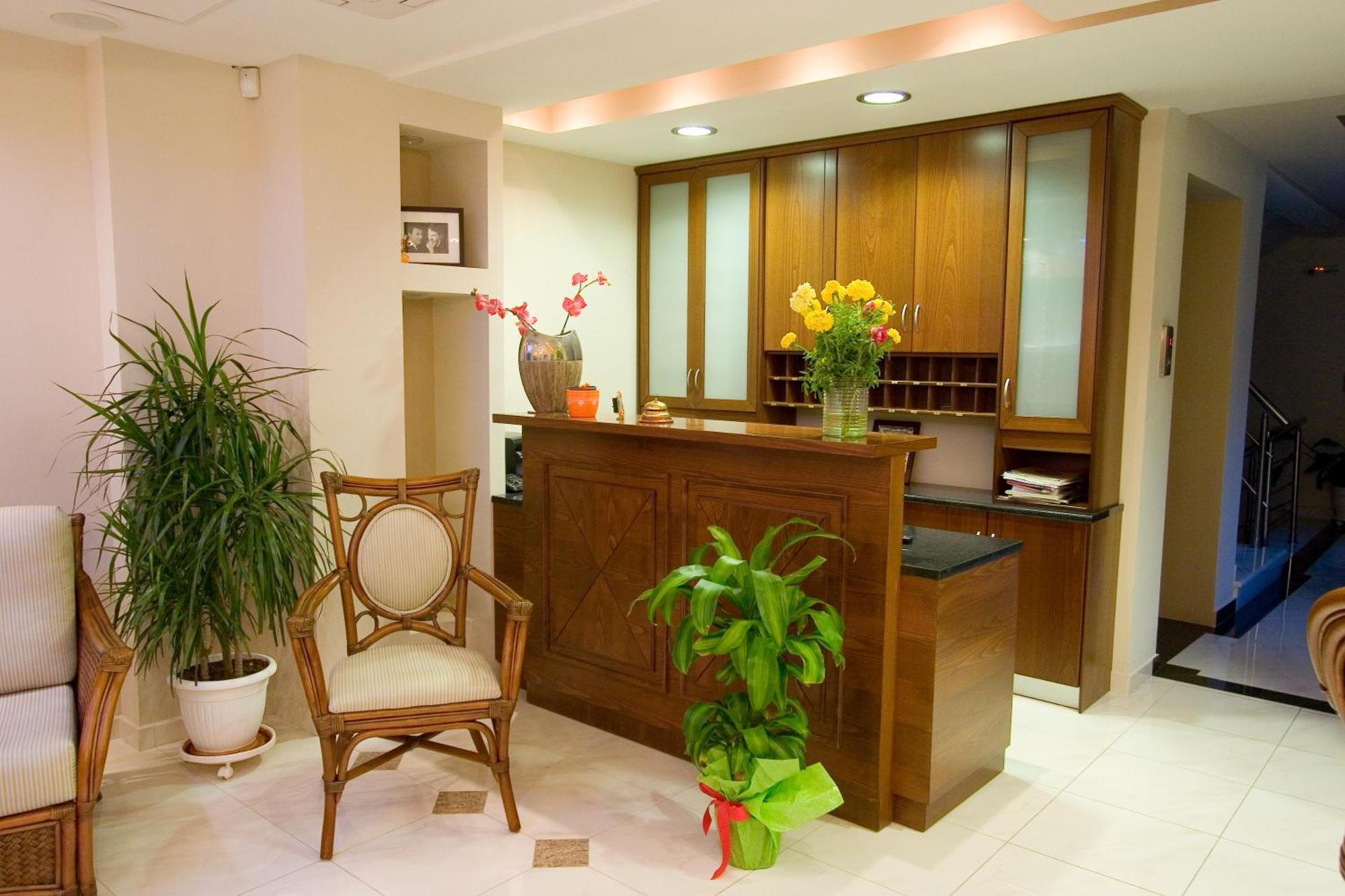 Hotel Viana Лутра-Эдипсу Экстерьер фото