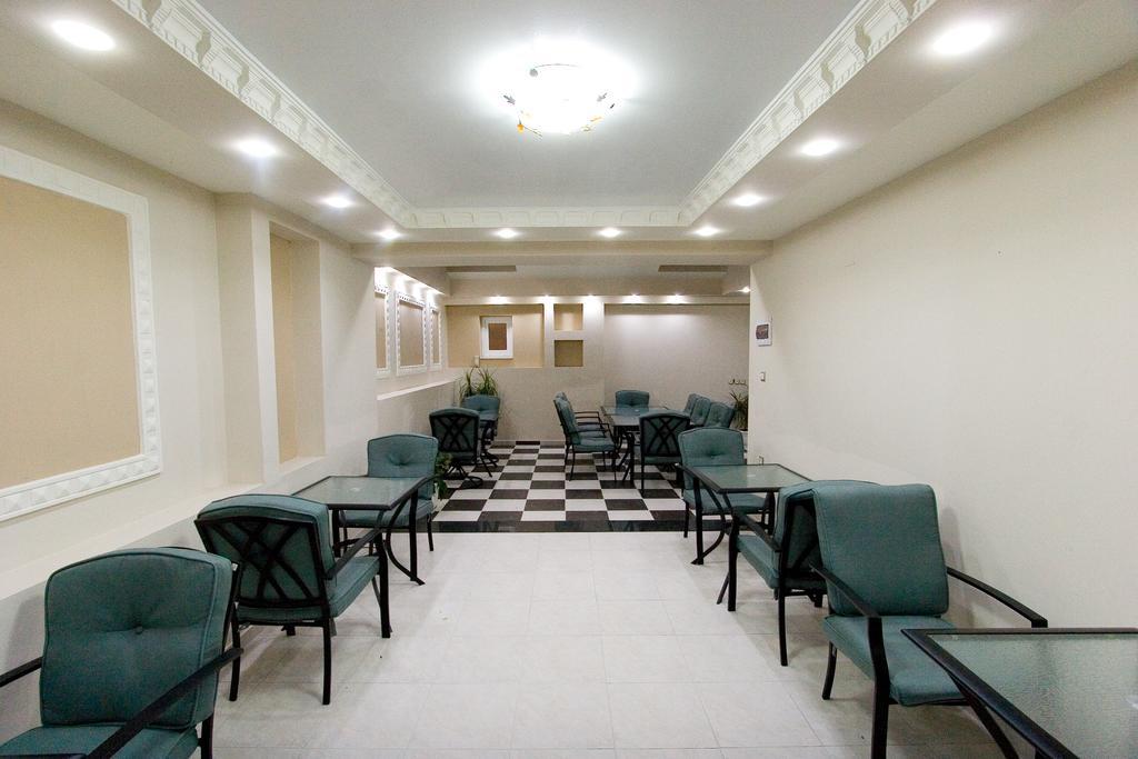 Hotel Viana Лутра-Эдипсу Экстерьер фото
