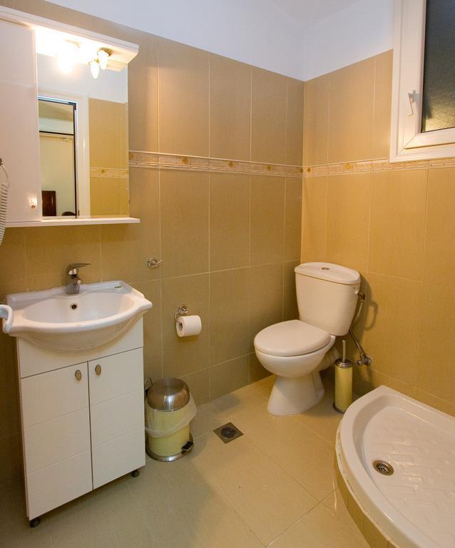 Hotel Viana Лутра-Эдипсу Экстерьер фото