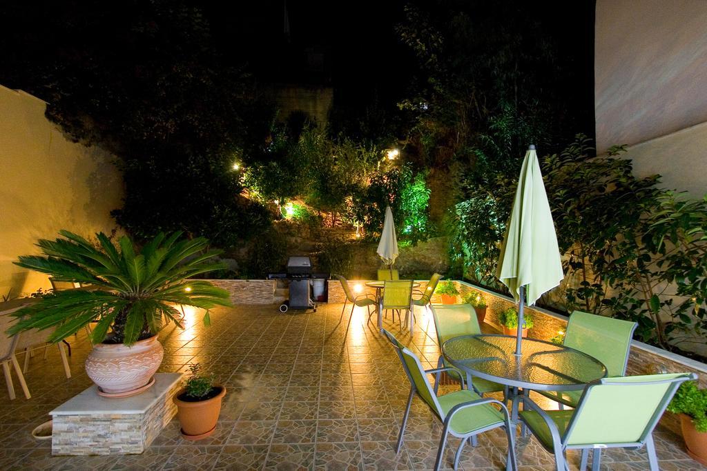 Hotel Viana Лутра-Эдипсу Экстерьер фото